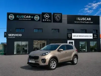 Usado Kia Sportage 136 CV (100 kW) 2016 Amarillo SUV
