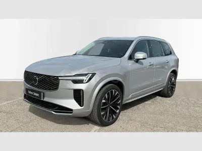 Usado Volvo XC90 Plus 250 CV (183 kW) 2025 Gris / plata SUV