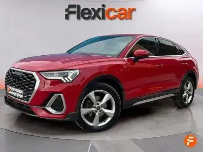 Używany Audi Q3 Advanced Plus 150 KM (110 kW) 2022 Czerwony SUV