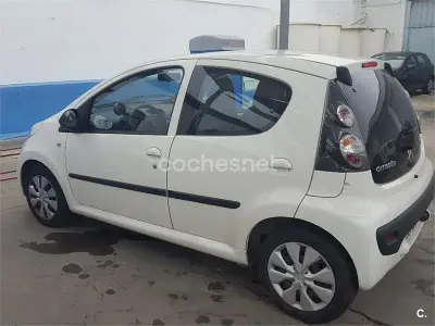 Usado Citroën C1 Seduction 68 CV (50 kW) 2011 Blanco Utilitario