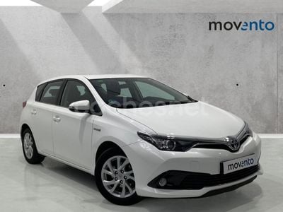 Toyota Auris Hybrid