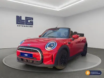 Usado Mini Cooper Cabriolet 136 CV (100 kW) 2023 Rojo Descapotable