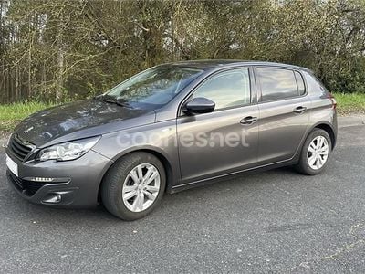 Usado Peugeot 308 Style 120 CV (88 kW) 2016 Gris / plata Berlina