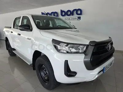 Usado Toyota HiLux 150 CV (110 kW) 2024 Blanco Pickup/Camioneta