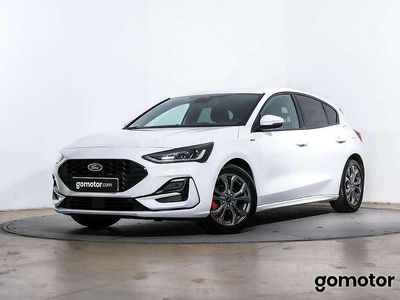 Käytetty Ford Focus ST-Line 125 HP (91 kW) 2022 Valkoinen Sedan