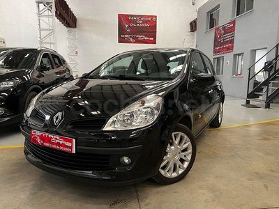 Usado Renault Clio II Dynamique 105 CV (77 kW) 2008 Negro Berlina
