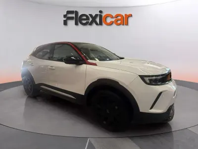 Usado Opel Mokka 131 CV (96 kW) 2022 Blanco SUV