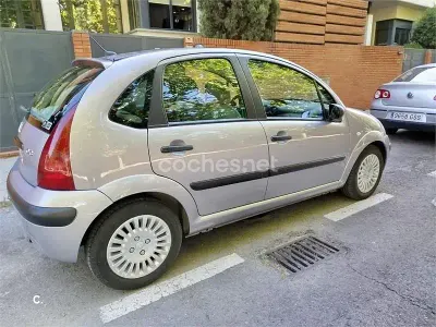 Usado Citroën C3 70 CV (51 kW) 2003 Gris / plata Berlina