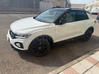 Begagnad VW T-Roc 115 HK (84 kW) 2023 Vit SUV