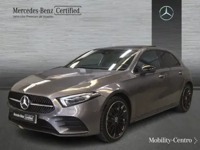 Usado Mercedes A250 AMG line 160 CV (117 kW) 2023 Mountaingrau  met.