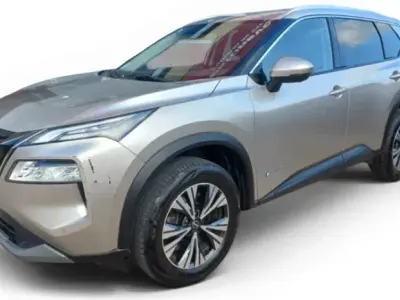 Usado Nissan X-Trail N-Connecta 206 CV (151 kW) 2024 Gris SUV