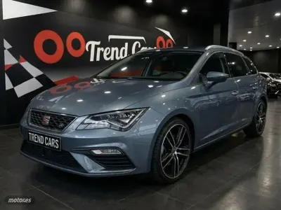 Usado Seat Leon ST 300 CV (220 kW) 2019 Varios colores Familiar