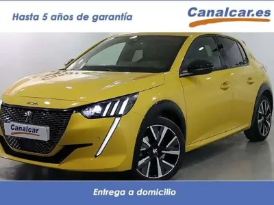 Usado Peugeot 208 GT-line 102 CV (75 kW) 2019 Amarillo Utilitario
