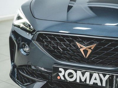 Usado Cupra Formentor 150 CV (110 kW) 2024 Gris / plata SUV