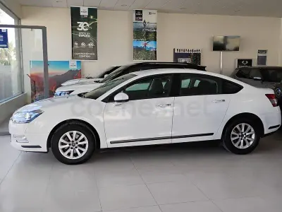 Usado Citroën C5 114 CV (83 kW) 2015 Blanco Berlina