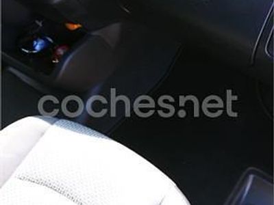 Usado Mercedes Vito Marco Polo 88 CV (64 kW) 2014 Blanco Van