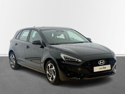 Usado Hyundai i30 100 CV (73 kW) 2024 Negro Berlina