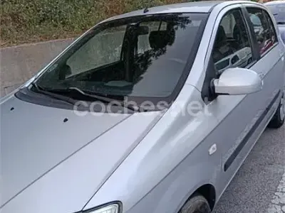 Usado Hyundai Getz GLS 82 CV (60 kW) 2003 Gris / plata Utilitario