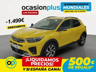 Usado Kia Stonic 100 CV (73 kW) 2023 Amarillo SUV