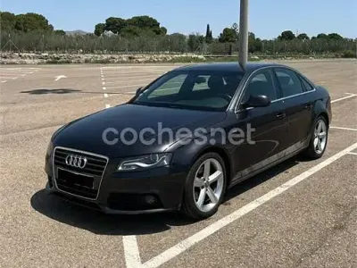 Usado Audi A4 143 CV (105 kW) 2010 Negro Familiar