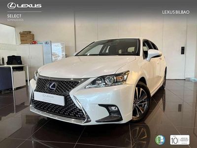 Lexus CT200h
