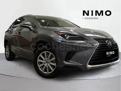 Usado Lexus NX300h Business Edition 197 CV (144 kW) 2020 Gris / plata SUV