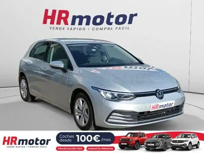 Usado VW Golf VIII Life 110 CV (80 kW) 2024 Gris / plata Berlina