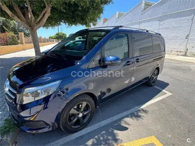 Usado Mercedes V220 Exclusive 163 CV (119 kW) 2017 Azul Monovolumen