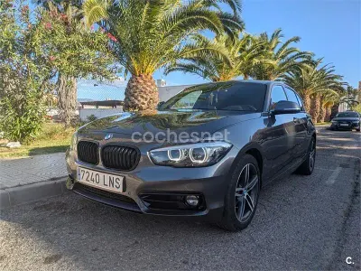 Usado BMW 120 190 CV (139 kW) 2018 Gris / plata Berlina