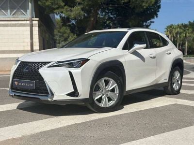 Lexus UX 250h