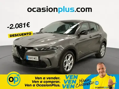 Usado Alfa Romeo Tonale Sprint 130 CV (95 kW) 2022 Gris SUV