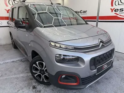 Usado Citroën Berlingo Shine 102 CV (75 kW) 2019 Gris Monovolumen