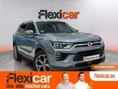 Usado SsangYong Korando 149 CV (109 kW) 2024 Gris SUV