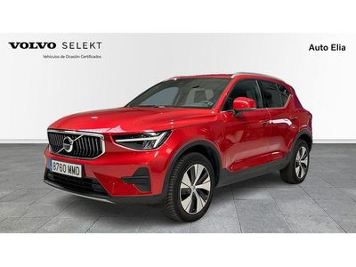 Usado Volvo XC40 Core 211 CV (155 kW) 2023 Rojo SUV