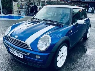 Usado Mini ONE 90 CV (66 kW) 2001 Azul Utilitario