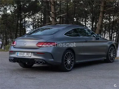 Usado Mercedes 200 AMG line 184 CV (135 kW) 2016 Gris / plata Coupe