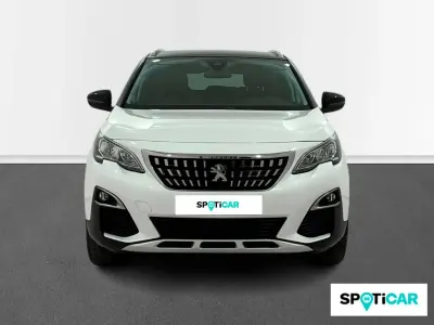 Usado Peugeot 3008 Allure 130 CV (95 kW) 2019 Blanco SUV