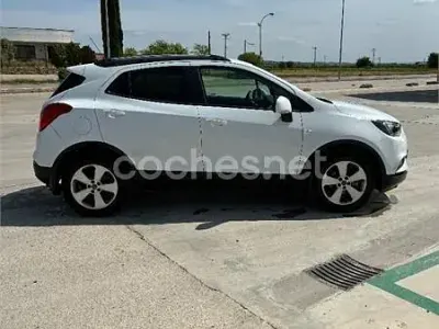 Usado Opel Mokka X Selective 136 HP (100 kW) 2017 Branco SUV