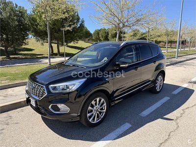 Usado Ford Kuga Vignale 150 CV (110 kW) 2019 Negro SUV