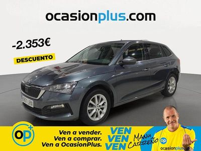 Usado Skoda Scala Ambition 110 CV (80 kW) 2021 Gris Utilitario