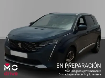 Usado Peugeot 5008 Allure 130 CV (95 kW) 2023 SUV