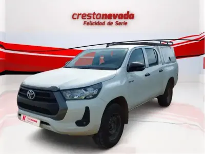 Käytetty Toyota HiLux 150 HP (110 kW) 2023 Valkoinen Nouto