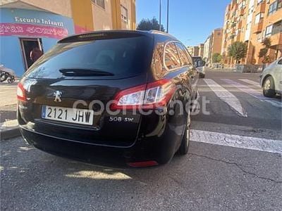 Usado Peugeot 508 SW Allure 112 CV (82 kW) 2012 Marrón Familiar