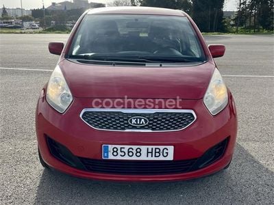 Usado Kia Venga 90 CV (66 kW) 2011 Rojo Utilitario
