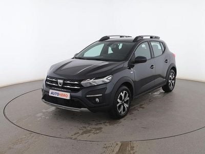 Gris Usado 2022 Dacia Sandero Comfort Utilitario | 15.899 € (Un poco caro)