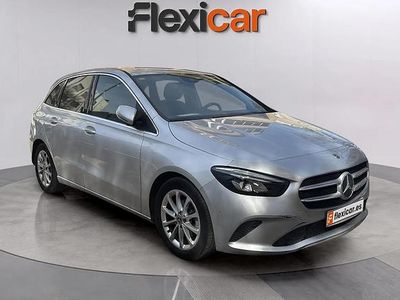 Usado Mercedes B180 117 CV (86 kW) 2020 Gris Monovolumen