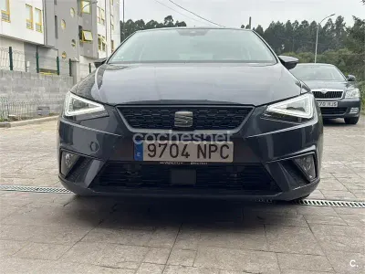 Usado Seat Ibiza Style 115 CV (84 kW) 2024 Gris / plata Utilitario
