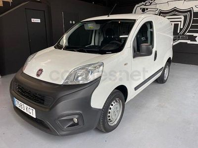 Usado Fiat Fiorino Basis 80 CV (58 kW) 2017 Blanco Monovolumen