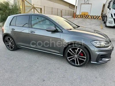 Usado VW Golf VII GTD 184 CV (135 kW) 2019 Gris / plata Berlina