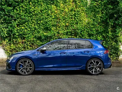 Usado VW Golf VIII R 320 CV (235 kW) 2022 Azul Berlina